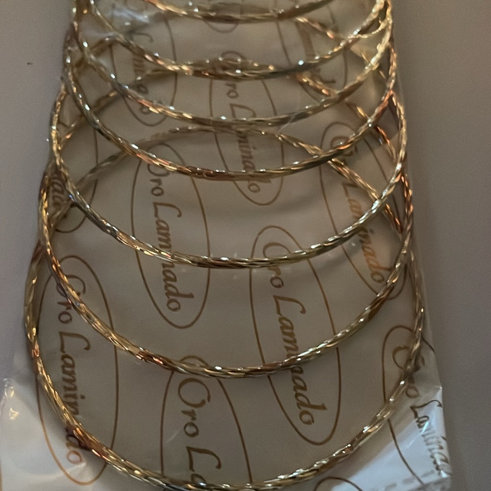 Bracelets - Picture 2 of 3